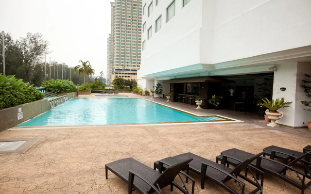 Gurney Bay Hotel, a PARKROYAL Hotel