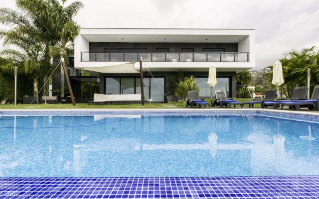 Villa Skylark by MHM