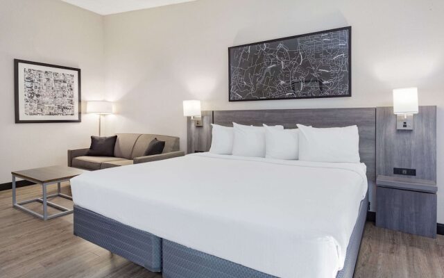 Ramada by Wyndham Windsor Locks