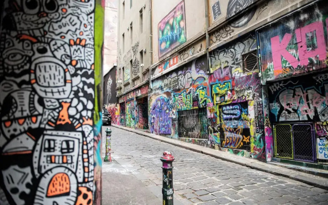 Hotel Indigo Melbourne Little Collins by IHG