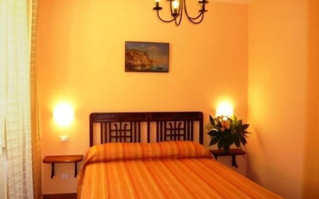 DolceVita Sorrento Guest House