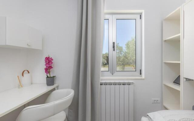 Lalic Gallery Villa