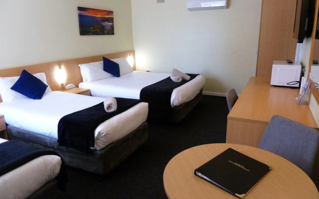 Sky Rider Motor Inn – Guest Rooms – Sydney