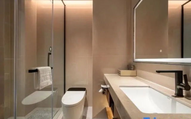 Fenghua Lizhi Hotel - Village Super Football Field Branch