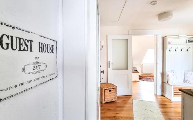 Modernes Apartment mit Parkplatz - Klimaanlage -Netflix