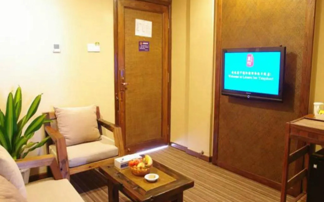 Sunshine 100 You Tan Hotel