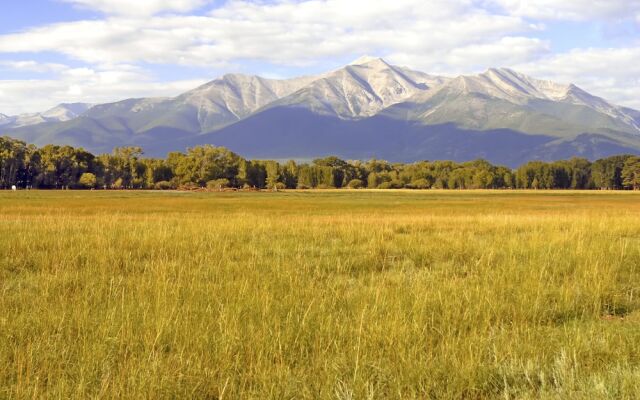 971bca2q 2 Bedroom Condo