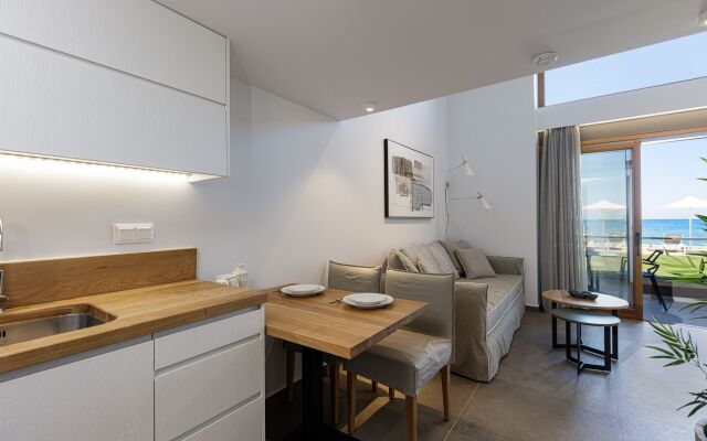 North Coast Seaside Suites