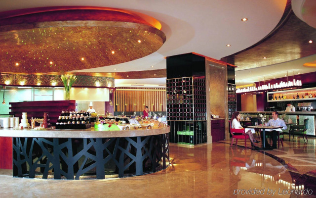 Pavilion Century Tower Hotel