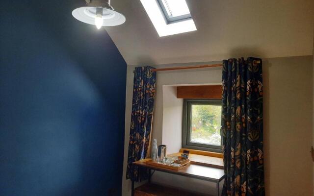 Longstone Bed and Breakfast