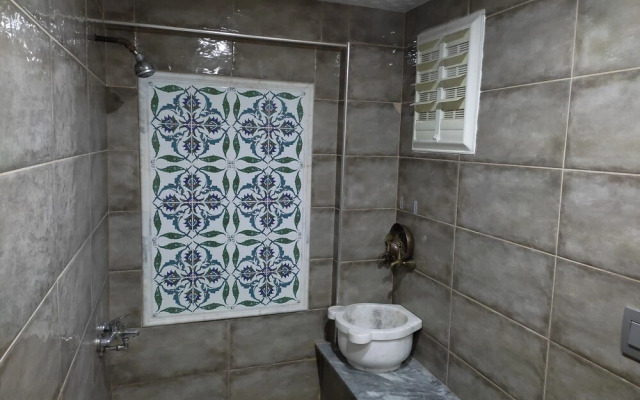 Shah Sultan Ozturk Hotel