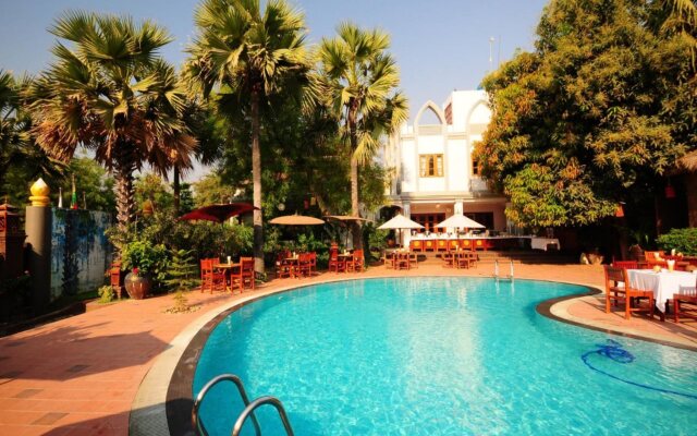 Shwe Yee Pwint Hotel