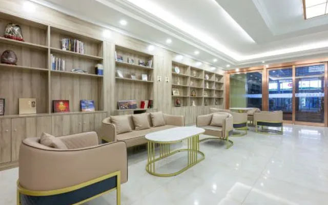 Starway Dunhuang Runze Hotel