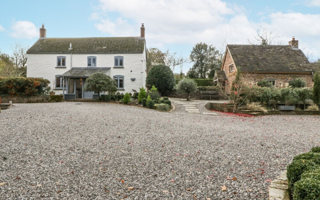 Walnut Cottage