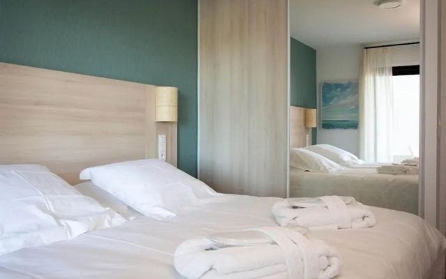 Apartment on Residence Horizon Golf in St. Cyprien
