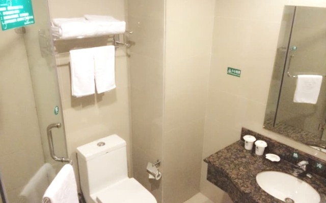 Greentree Inn Shanghai Zhujing Business Hotel