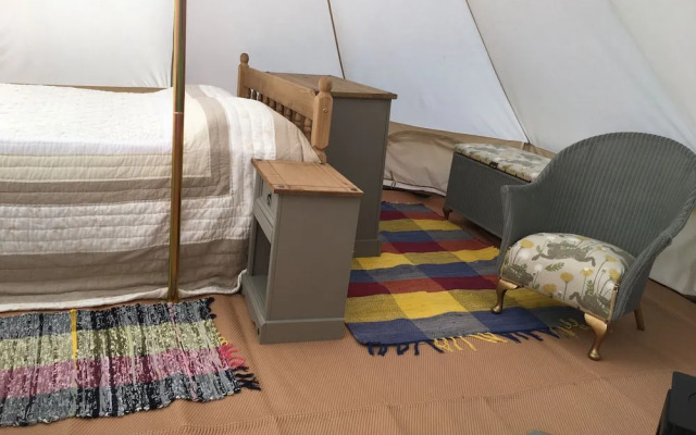 Glamping at The Homestead - Ensuite Bell Tent