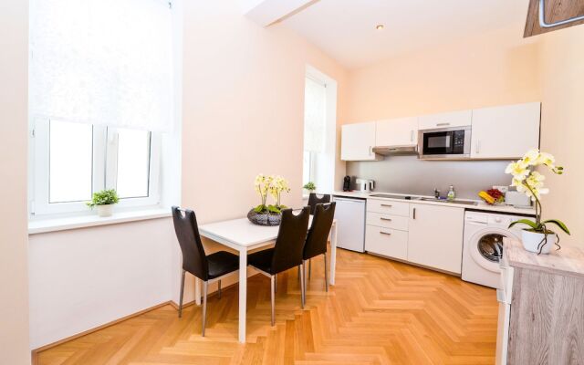 Galerie 18 Apartments