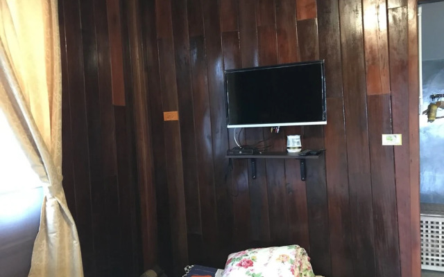 Bann Mai Sai Mhog Khao Kho