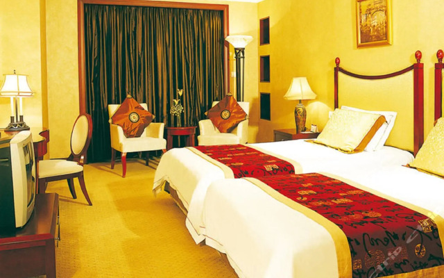 The Bund Riverside Hotel