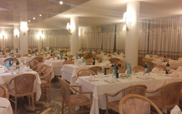 Hotel Eden