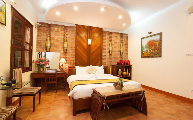 Hanoi Old Quarter Hotel