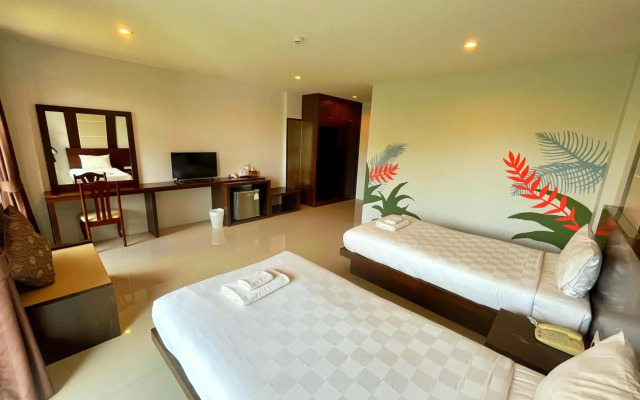 Peak Boutique City Hotel