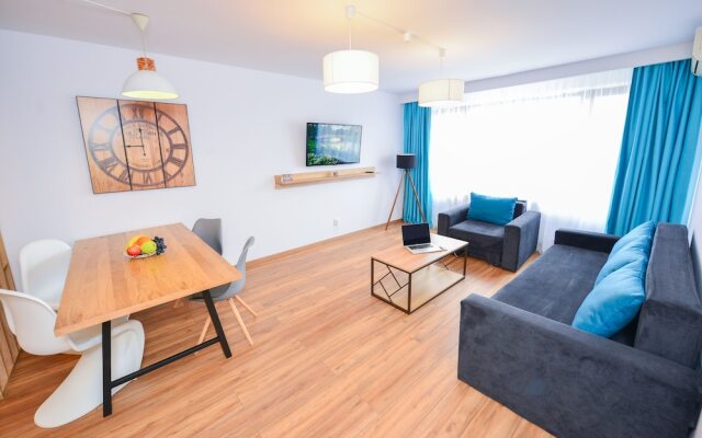Sunshine Apartment - Cismigiu Gardens