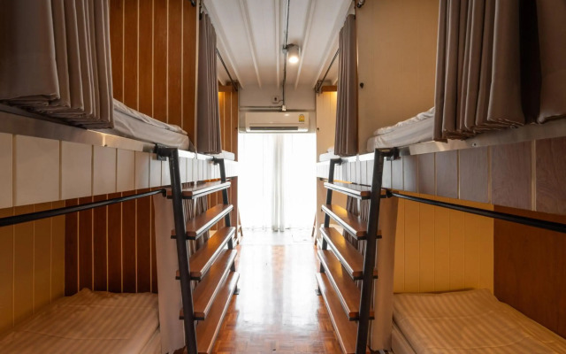 Bed Addict Hostel