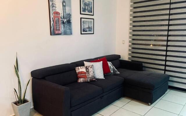 Cómodo y bonito apartamento con alberca