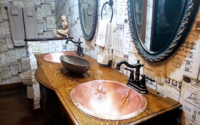 The Gallery House Boutique Hotel