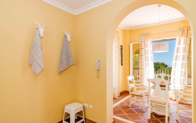 SBCC 2 bedroom villa with breathtaking views Roomservice