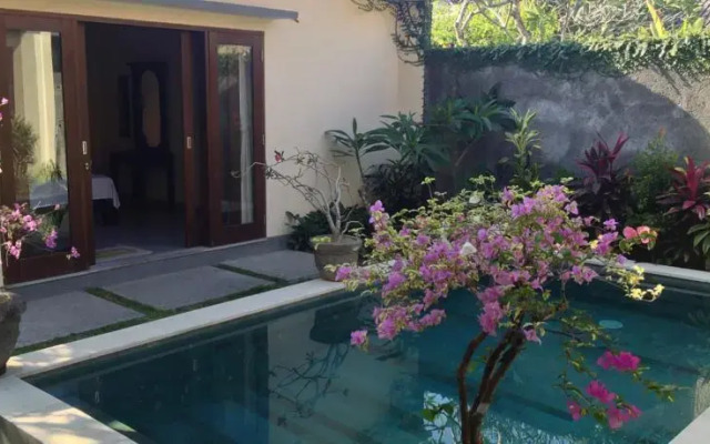 Beautiful Villa at Batu Bolong Beach