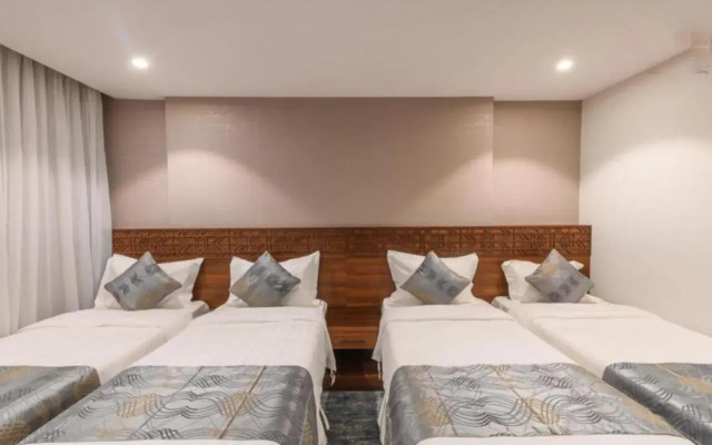 Manazel Al Zaireen Hotel