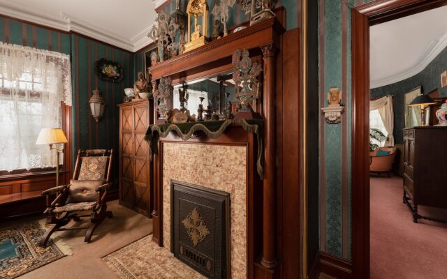 The Dempsey Manor Bed & Breakfast Inn