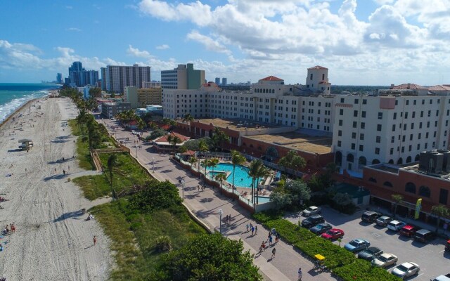 303 Ocean View Apt Hollywood Beach
