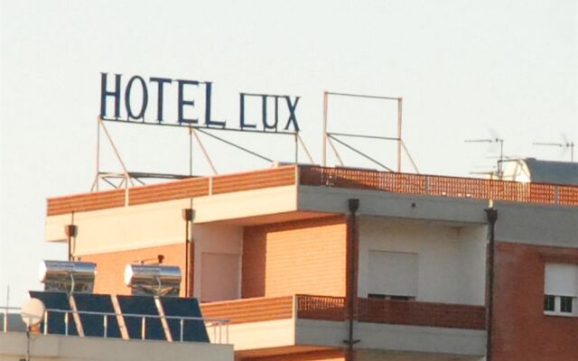 Hotel Lux Vlore