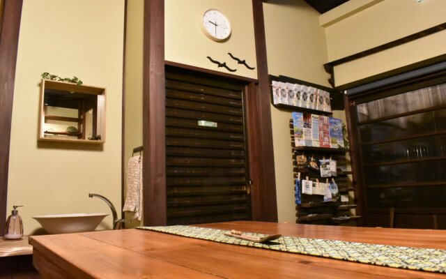 Osaka Guesthouse Midoriya - Hostel