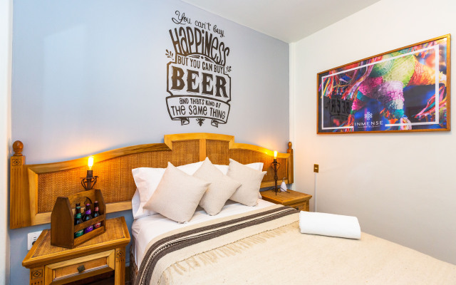 Mala Vecindad Beer Hotel