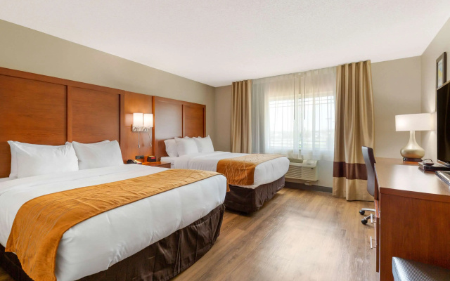 Comfort Inn & Suites Milford