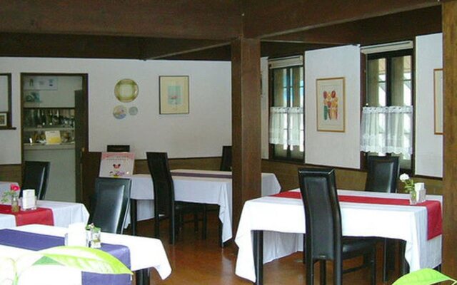 Hotel Royal Silk Inn