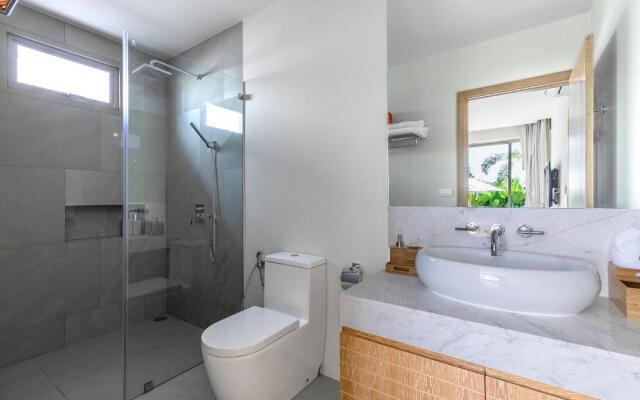 Modern 3BR Villa with Private Pool & BBQ