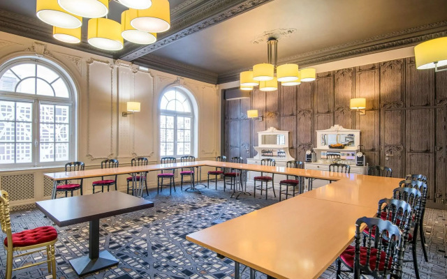 Mercure Rodez Cathedrale