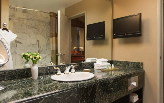 Atlantis Casino Resort Spa