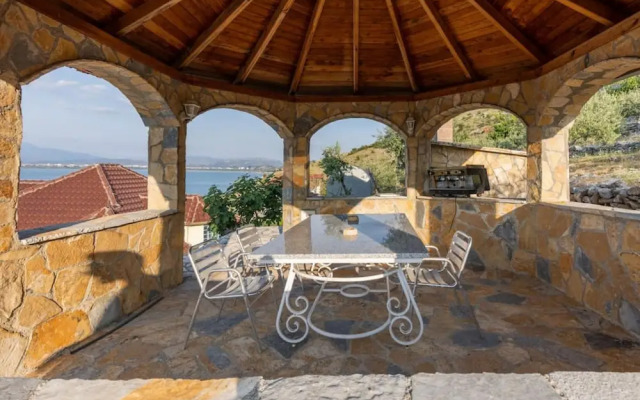 The Lake House 2 in Shkod r