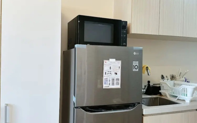 Sedayu City Suites - Free Gym Pool