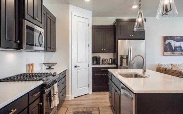 Desert Azul by RedAwning