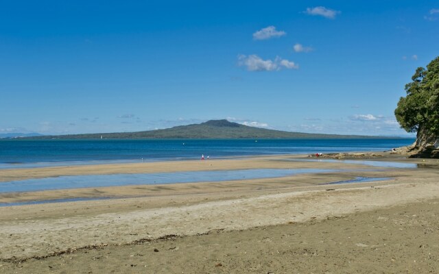 Auckland Hauraki Modern Guest House
