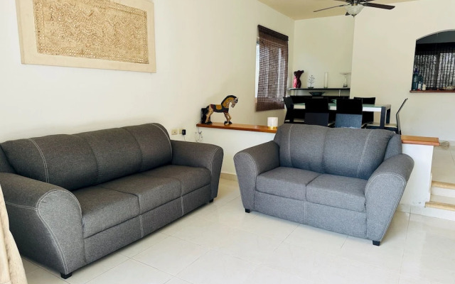 8 Pax Basic Pool Villa
