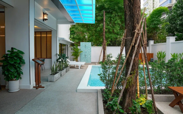Smile Boutique Hotel By EHM
